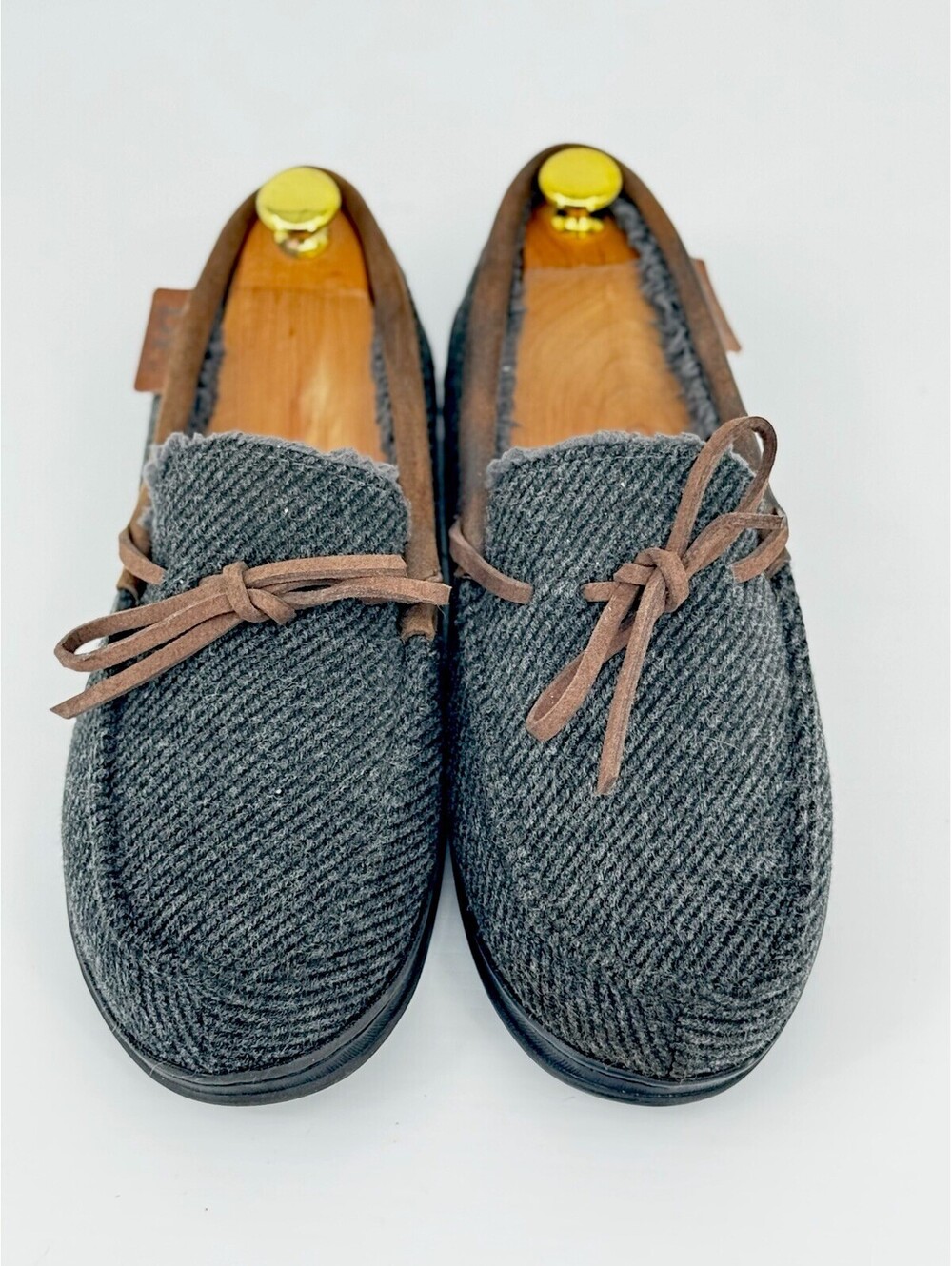 Dearfoams Men’s Moccasin Slippers Gray Tweed Faux Fur Lined Size 9–10 Excellent